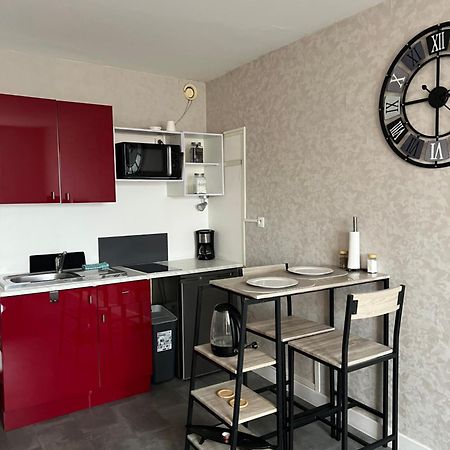 Joli Studio Avec Parking Prive, Bien Situe Moulins  Dış mekan fotoğraf